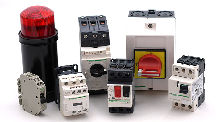 اتوماسیون زیمنس در برابر اشنایدر الکتریک و راکول اتوماسیون